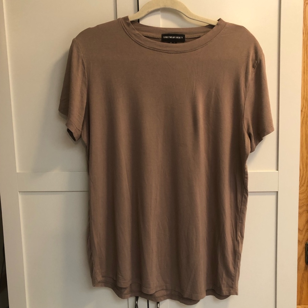 3/$20 Streetwear Society T-shirt EUC
